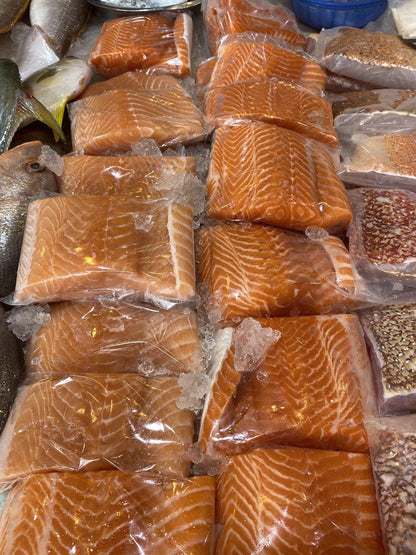 Whole Atlantic Salmon (4-6 KG) 三文鱼